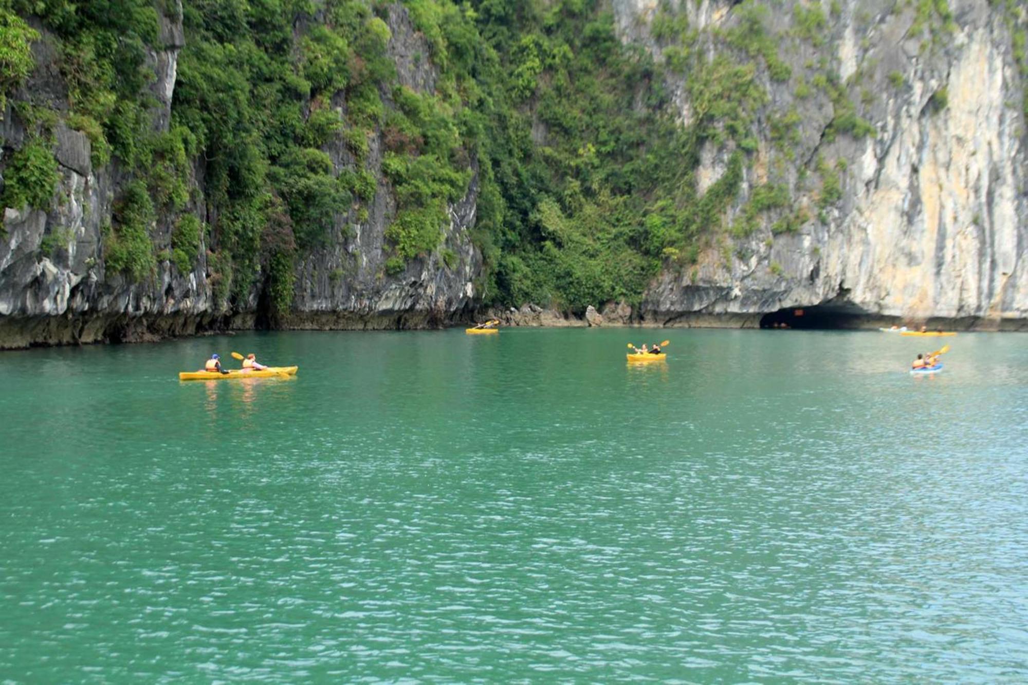 Halong Arcadia Cruise Hotell Ha Long Eksteriør bilde