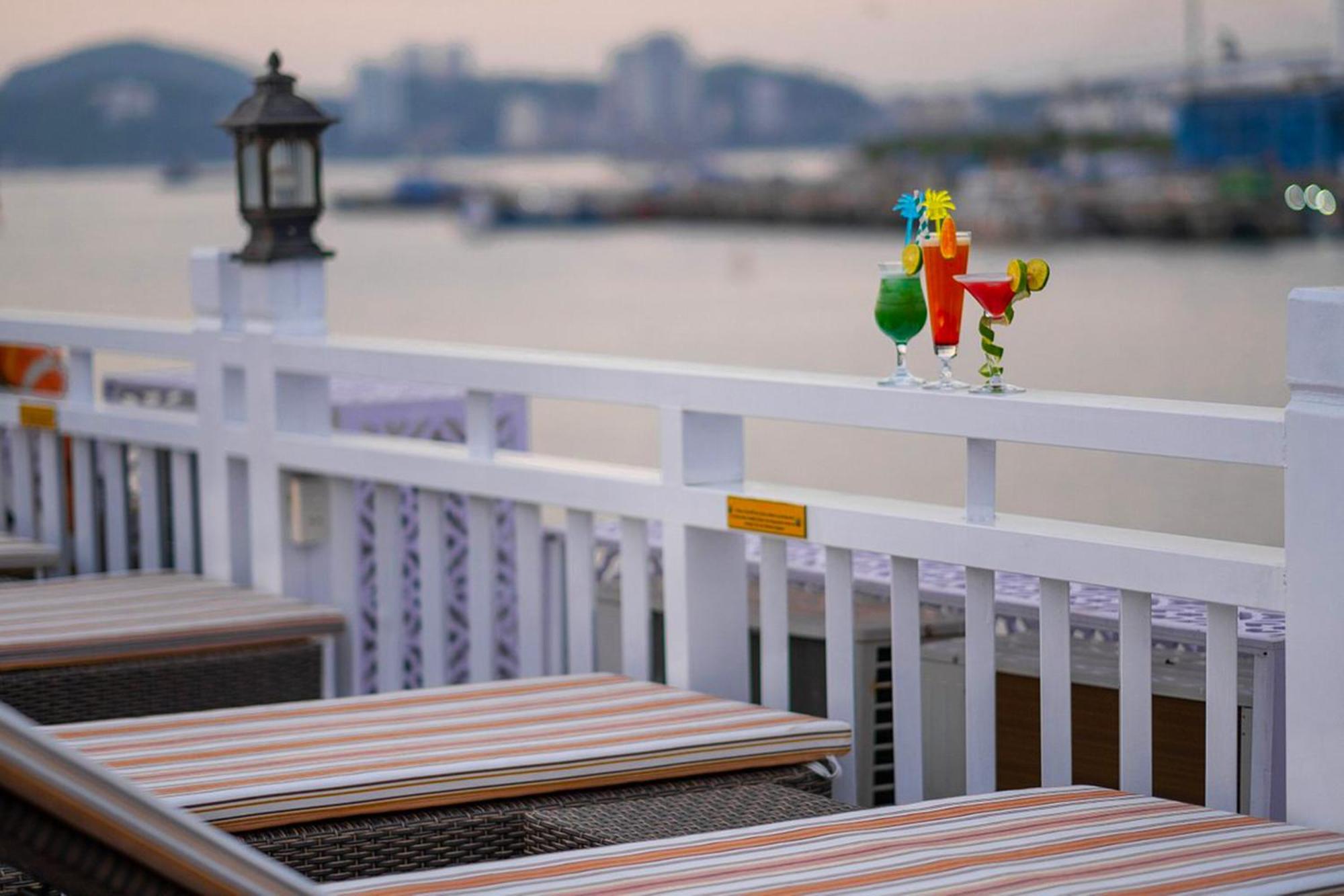 Halong Arcadia Cruise Hotell Ha Long Eksteriør bilde